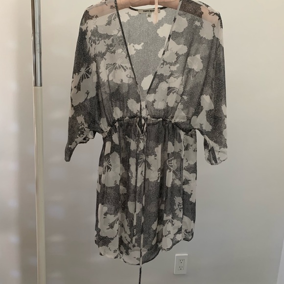 Daniel Rainn Sheer Blouse - Picture 2 of 9